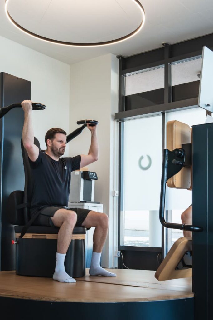 aurum-health-performance-therwil-fitnessstudio-gesundheitszentrum.jpg