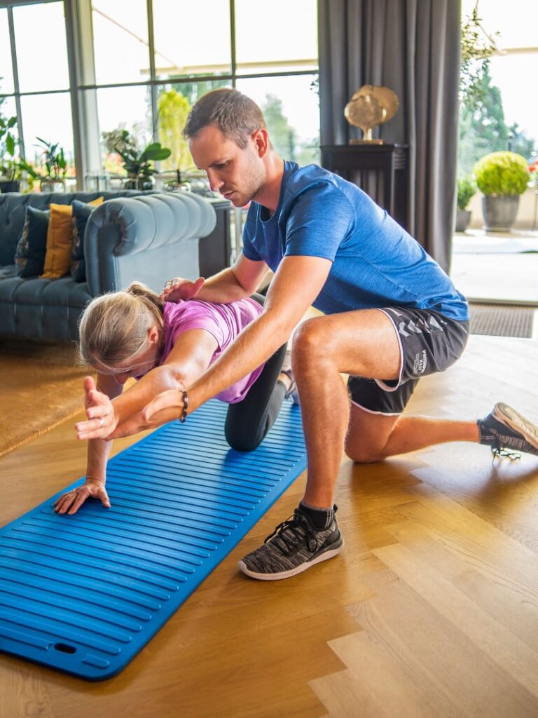 Individuelles Personal Training bei AURUM in Basel– gezielte Betreuung für Kraft, Stabilität und Beweglichkeit